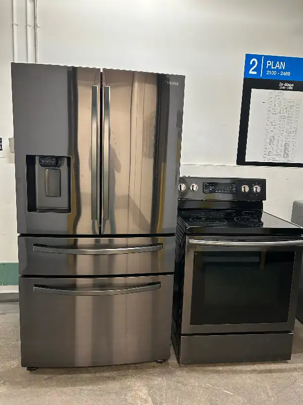 Frigidaire and stove washer dryer in Washers & Dryers in City of Montréal - Image 3