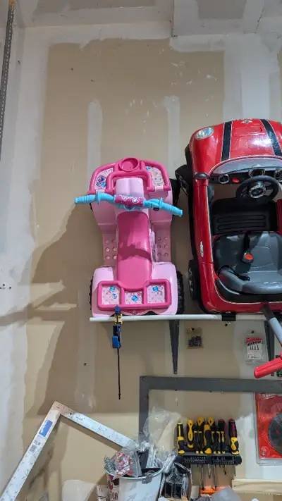 Power Wheels - Barbie quad, View more