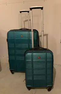 Swiss Gear 2pc luggage set