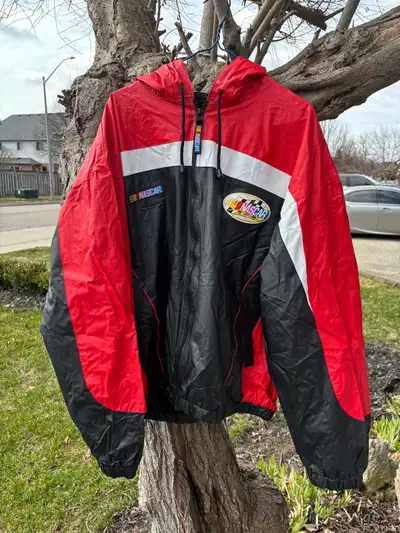 Get ready to rev up your style with this awesome NASCAR jacket, complete with a hood and XXL size! T...