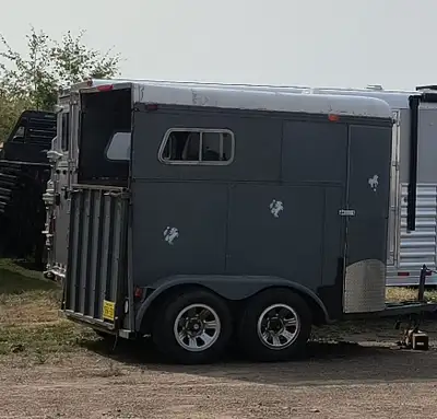 Trailer for sale. Has new MVI Can be 2 horse with some work into it or an enclosed utility trailer....