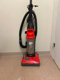 Dirt devil upright vacuum 