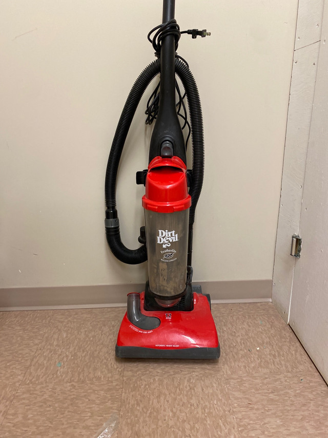 Dirt devil upright vacuum  in Vacuums in Winnipeg