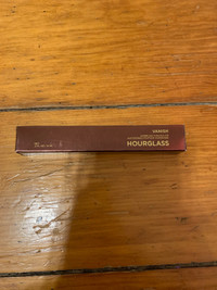 Hourglass vanish airbrush concealer 