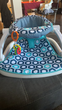 Baby chairs and saucer 