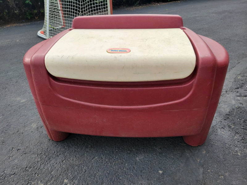 Coffre rangement enfant Commodes et armoires Sherbrooke Kijiji