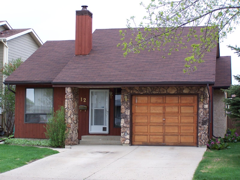 Furnished Room St Albert near Edmonton rent 535.00 Room Rentals
