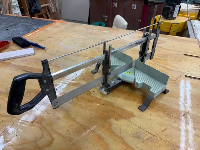 Mitre saw in Hand Tools in Edmonton - Image 3