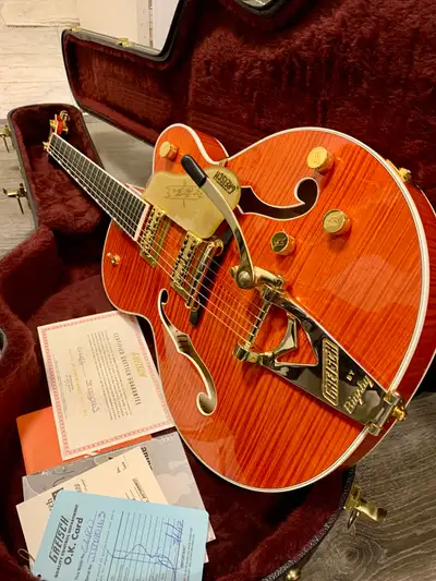 Mint Condition! Gibson Taylor Martin Larrivee
