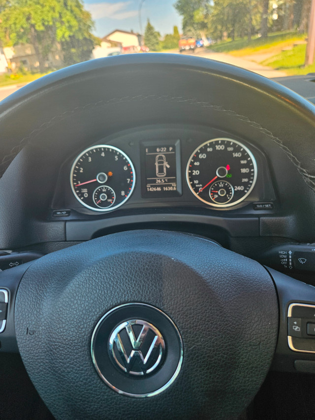 2016 Volkswagen Tiguan Highline 2.0 TSI | Leather | Sunroof | 14 in Cars & Trucks in Calgary - Image 4