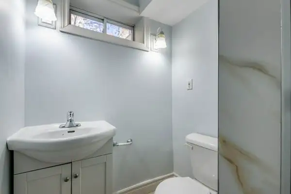Students housing rental in Room Rentals & Roommates in Kitchener / Waterloo - Image 4