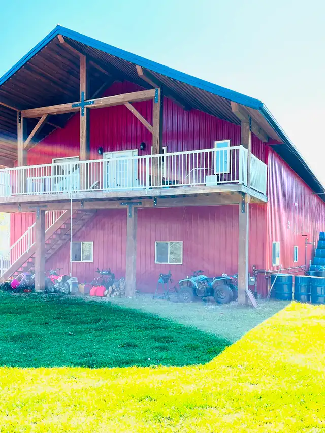 94 acres House and Shop  Riverfront63008315509633123