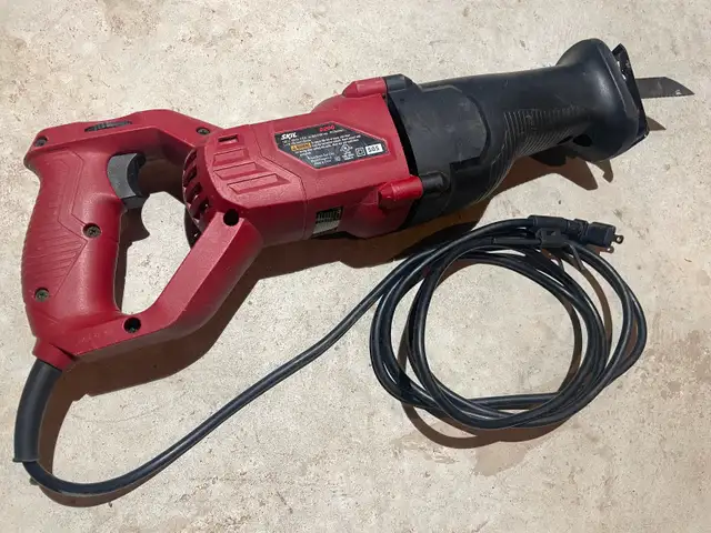 SKIL 9206 Sawzall / Reciprocating Saw in Power Tools in City of Toronto - Image 3