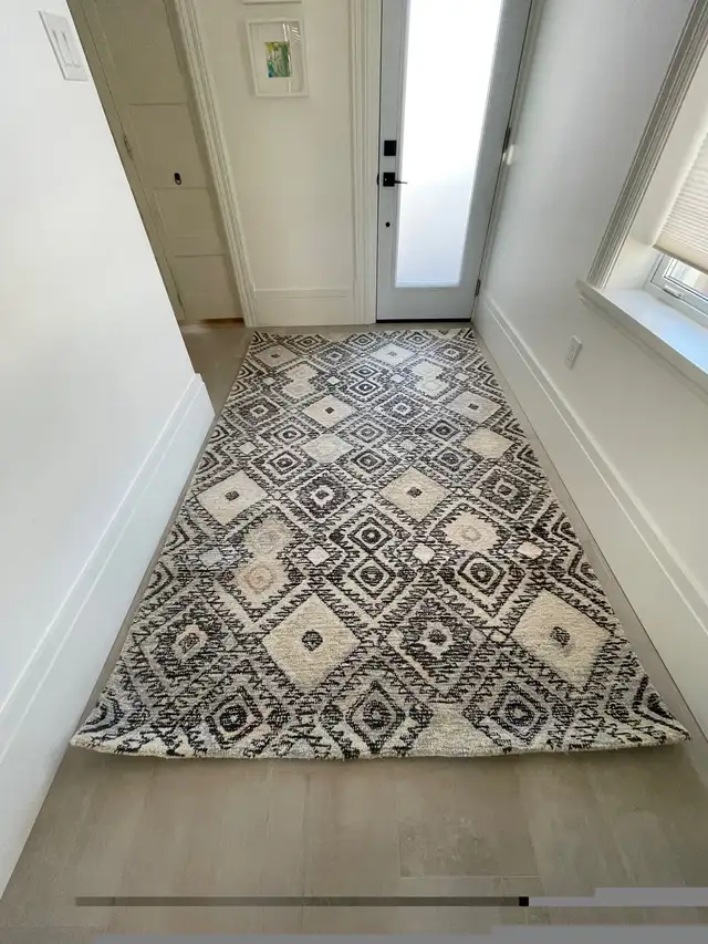 Brand New Gray Pastel Wool Carpet 5'x8' in Rugs, Carpets & Runners in Ottawa - Image 8
