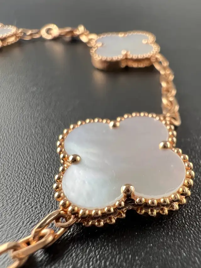 Van Cleef & Arpels, Bracelet, Mother-of-pearl63235093675779124