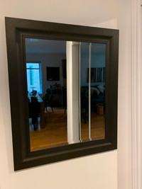 2 Cadres en excellente condition et Miroir Brun-noir