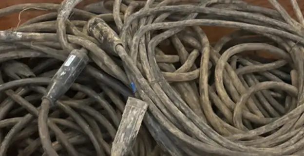 LOOKING FOR BROKEN WELDERS in Garage Sales in Kawartha Lakes - Image 2