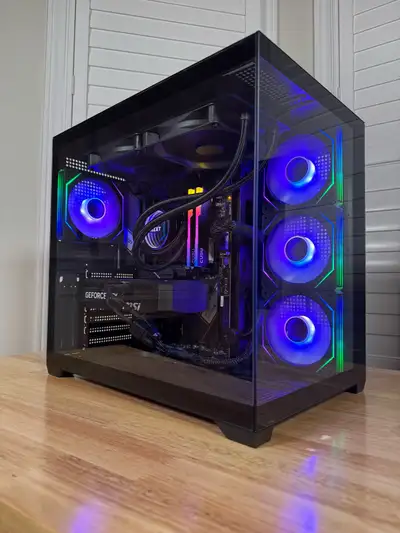 Ryzen 7800x3D + RTX 5070 HIGH END PC, View more