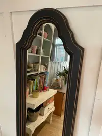 Superbe miroir vintage en merisier massif