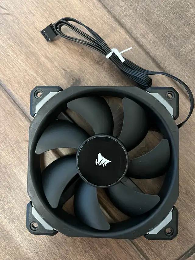 Corsair ml120 pro non rgb in Desktop Computers in Edmonton - Image 3