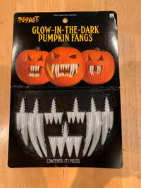 Pumpkin glow in the dark fangs