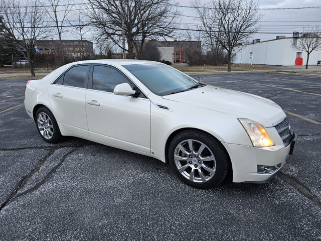2010 CADILLAC CTS in Cars & Trucks in Windsor Region - Image 2