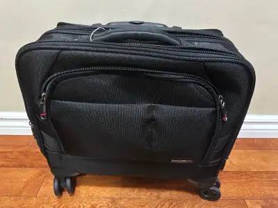 Samsonite Xenon 2 Spinner Mobile Office 17" – Black (Like New), View more