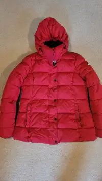 Women's medium Tommy Hilfiger puffer winter jacket - brand new