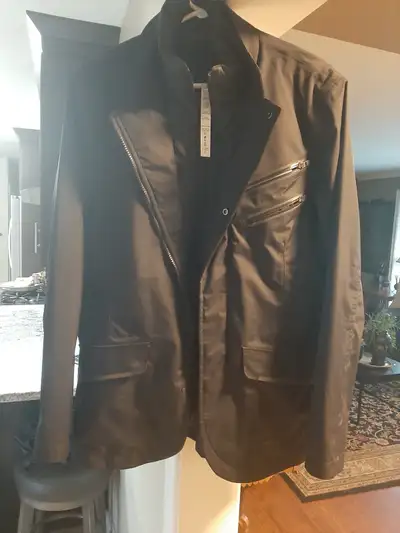 Lululemon Coat/Jacket. Mans or Woman's.  Med. Black., View more