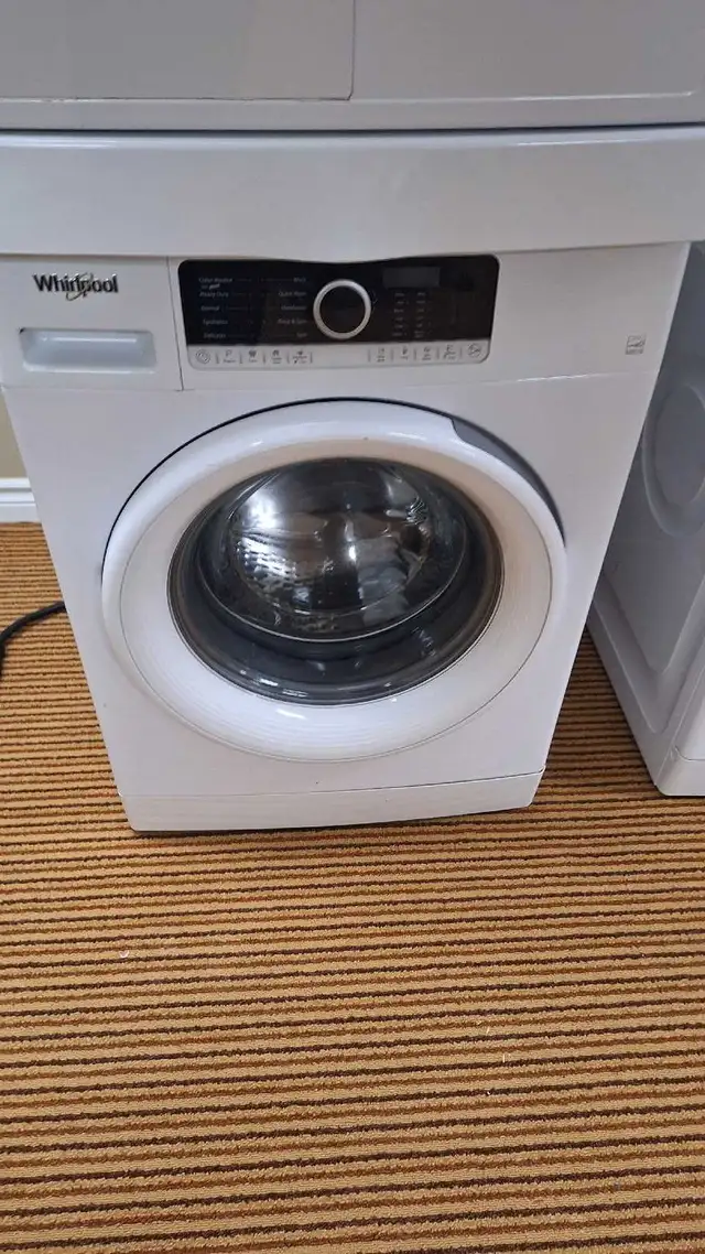 24" WHIRLPOOL VENTLESS DRYER (240V),FRONT LOAD WASHER SET in Washers & Dryers in Mississauga / Peel Region - Image 5