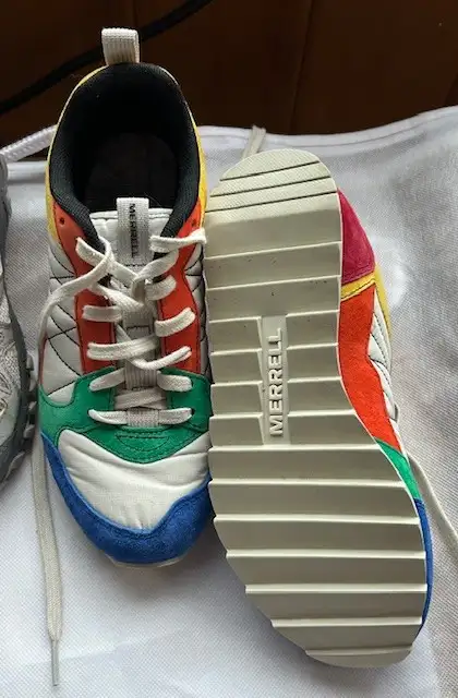 Womens Sneakers in Women's - Shoes in Dartmouth - Image 4