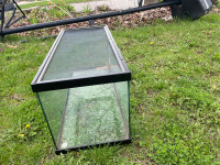 Glass tank