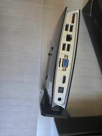 Fais moi un offre. Rapide il est sur linux Ubuntu je crois mais sa fait longtemps que jais pas utili...