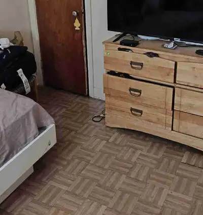 Bonjour je part on voyage du 31 décembre au 15 Mars je sous loue mon 3 1/2 meuble chauffe et interne...