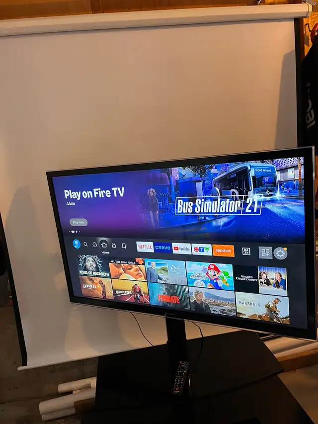 55” Panasonic TV with swivel stand mount in TV Tables & Entertainment Units in Gatineau - Image 6