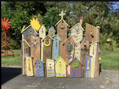 clôture décorative petit village rustique $200 Victoriaville , View more