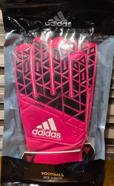 Adidas Ace Junior Goalkeeper Gloves - size 7, View more