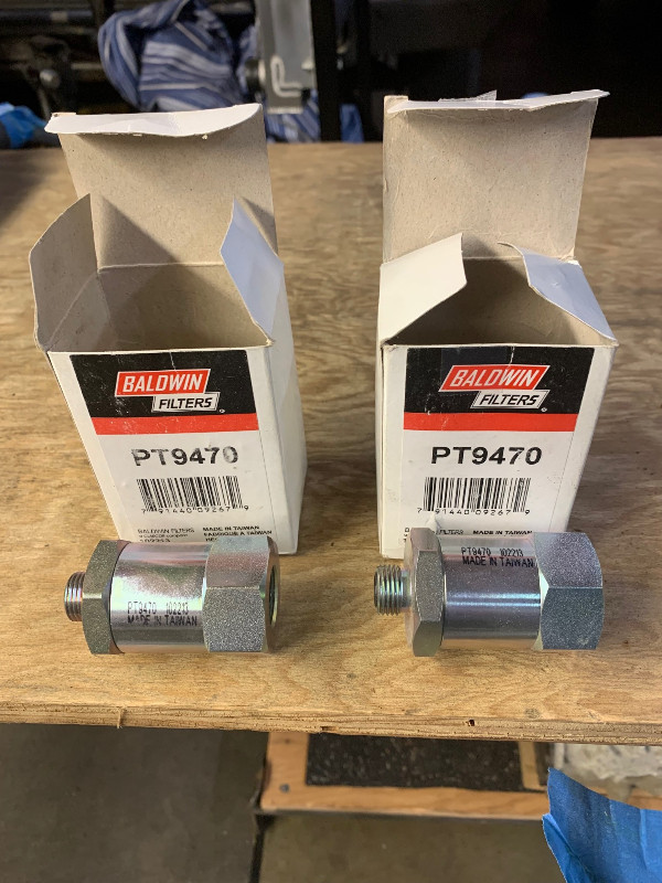 Baldwin Hydraulic Filters in Heavy Equipment Parts & Accessories in Parksville / Qualicum Beach