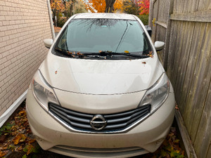 2015 Nissan Versa SV