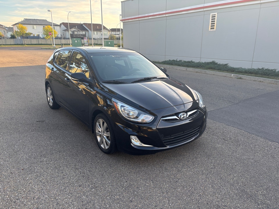 Hyundai Accent 2013 photo 2