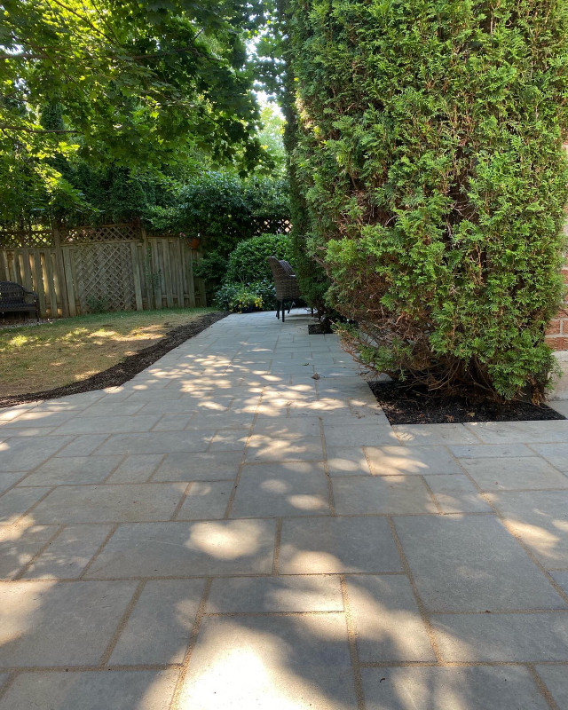 Interlock/Concrete Patios/Driveways 15/sf Interlock, Paving