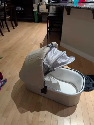 Uppababy Basinet , View more