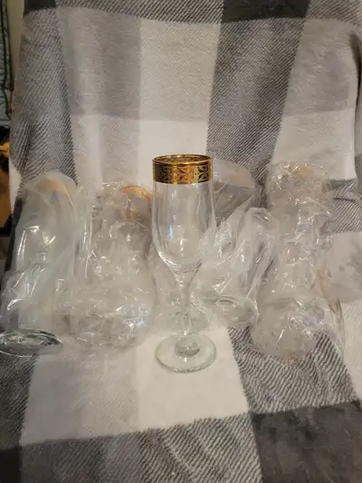 Murano Floral Gold Band Champagne Flutes and Wine Glasses, View more