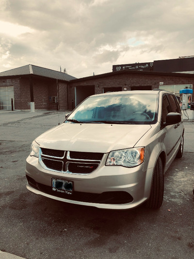 2014 Dodge Grand Caravan only 125000 Km, perfect conditions