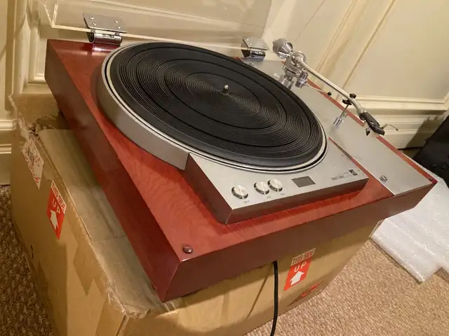 JVC / Victor JL B77 top model direct drive turntable in Stereo Systems & Home Theatre in Mississauga / Peel Region - Image 7