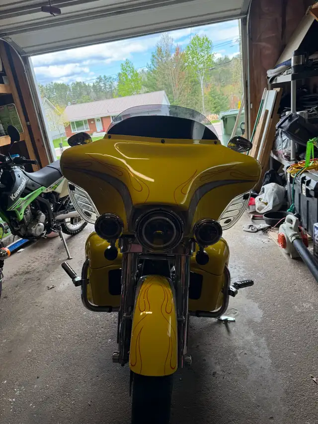 2005 Harley cvo in Touring in Petawawa - Image 3
