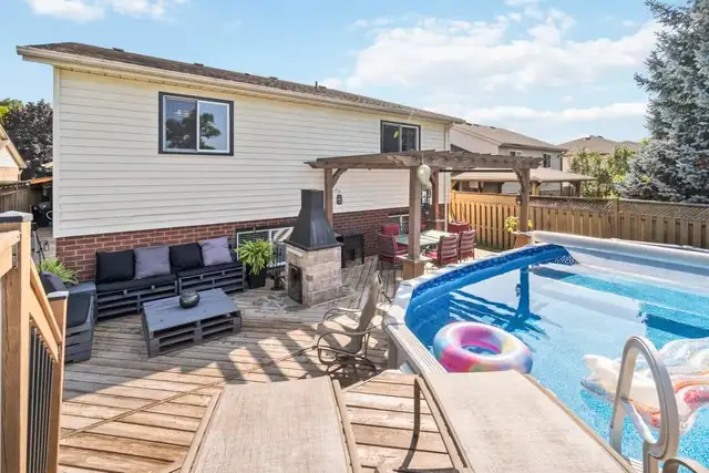 House for Sale by Owner in Houses for Sale in St. Catharines - Image 23