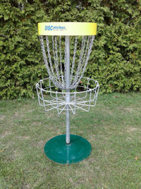 Disc golf basket
