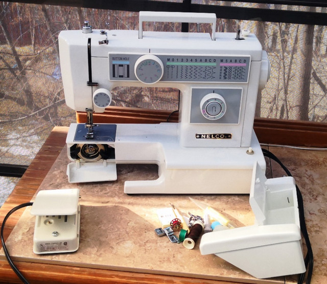Nelco Sewing M in Hobbies & Crafts in Calgary - Image 3