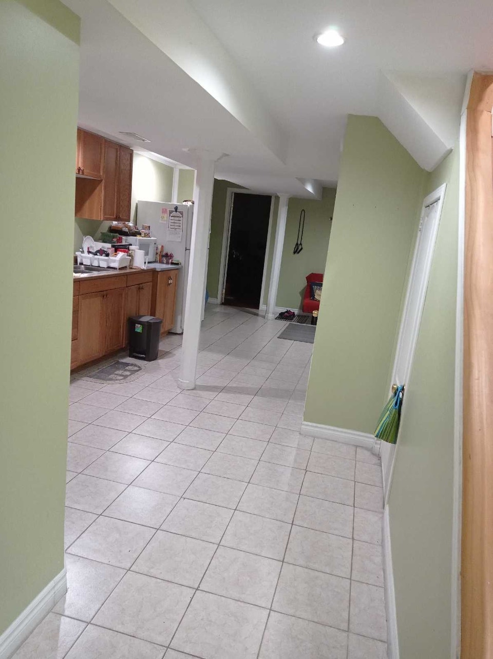 basement for rent 4